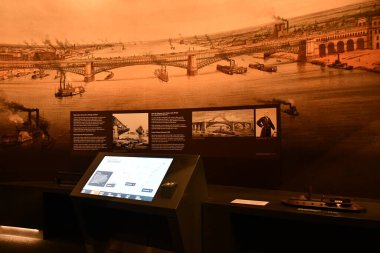 ST LOUIS, MO - 7 Temmuz 2023 'te St. Louis, Missouri' deki Geçit Kemeri Müzesi 'nde sergi.