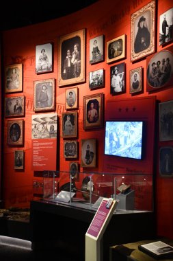 ST LOUIS, MO - 7 Temmuz 2023 'te St. Louis, Missouri' deki Geçit Kemeri Müzesi 'nde sergi.