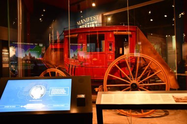 ST LOUIS, MO - 7 Temmuz 2023 'te St. Louis, Missouri' deki Geçit Kemeri Müzesi 'nde sergi.