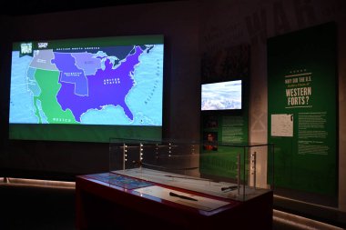 ST LOUIS, MO - 7 Temmuz 2023 'te St. Louis, Missouri' deki Geçit Kemeri Müzesi 'nde sergi.