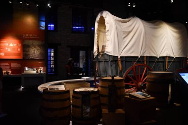 ST LOUIS, MO - 7 Temmuz 2023 'te St. Louis, Missouri' deki Geçit Kemeri Müzesi 'nde sergi.