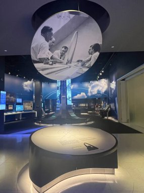 ST LOUIS, MO - 7 Temmuz 2023 'te St. Louis, Missouri' deki Geçit Kemeri Müzesi 'nde sergi.