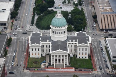 St. Louis, Missouri 'deki eski adliye binası, 7 Temmuz 2023' te görüldü..