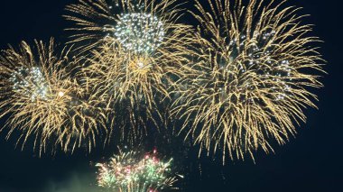 Chicago 'nun Illinois' deki Donanma İskelesinde Yaz Havai fişekleri