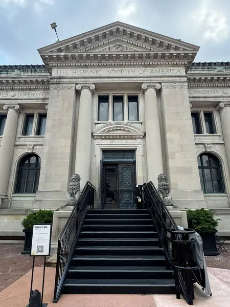 NEW YORK NY - 28 Temmuz 2024 'te New York' taki Hispanik Society of America.