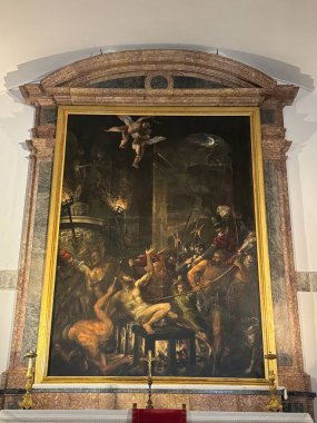 EL ESCORIAL, İspanya - 15 Ağustos 2024 'te İspanya' da Madrid yakınlarındaki San Lorenzo de El Escorial Kraliyet Alanındaki tablolar.