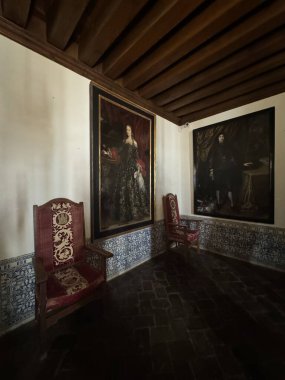 EL ESCORIAL, SPAIN - 15 AUG: Palacio de los Avusturya İspanya 'da Madrid yakınlarındaki San Lorenzo de El Escorial Kraliyet Alanında, 15 Ağustos 2024' te görüldüğü gibi.