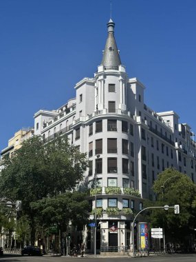 MADRID, İspanya - 15 AUG: 15 Ağustos 2024 'te Madrid, İspanya' da görülen Calle Goya.