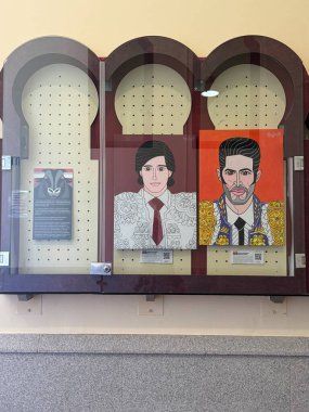 MADRID, İspanya - 15 AUG: 15 Ağustos 2024 'te İspanya' nın Madrid şehrinde bulunan Plaza de Toros de Las Ventas boğa güreşi ringinde müze sergisi.