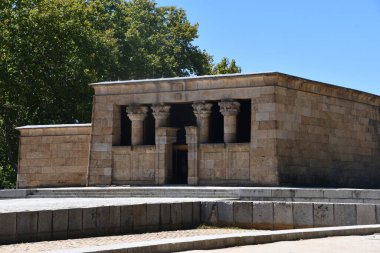 MADRID, İspanya - 15 AUG: 15 Ağustos 2024 'te Madrid, İspanya' da görülen Debod Tapınağı.