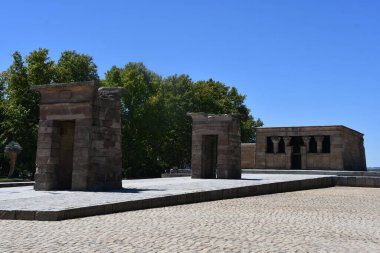 MADRID, İspanya - 15 AUG: 15 Ağustos 2024 'te Madrid, İspanya' da görülen Debod Tapınağı.