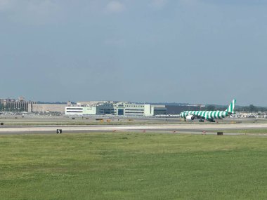 NEW YORK NY - 19 AUG: New York 'taki John F. Kennedy Havaalanında Akbaba Havayolları, 19 Ağustos 2024.