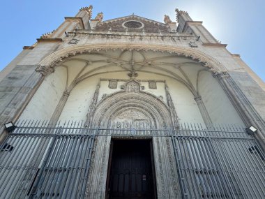MADRID, SPAIN - 11 AUG: 11 Ağustos 2024 'te İspanya' nın Madrid şehrinde San Jeronimo el Real Kilisesi.