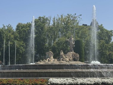 MADRID, SPAIN - 11 AUG: Madrid, İspanya 'da Neptün Çeşmesi, 11 Ağustos 2024' te görüldüğü gibi.