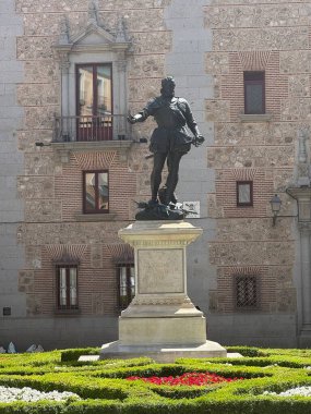 Madrid, İspanya 'daki Plaza de la Villa' da Alvaro de Bazan anıtı, 11 Ağustos 2024 'te görüldü..