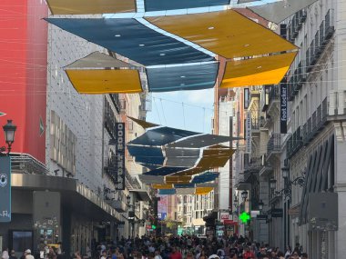 MADRID, SPAIN - 11 AUG: Puerta del Sol, Madrid, İspanya, 11 Ağustos 2024.