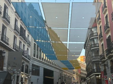MADRID, SPAIN - 11 AUG: Puerta del Sol, Madrid, İspanya, 11 Ağustos 2024.