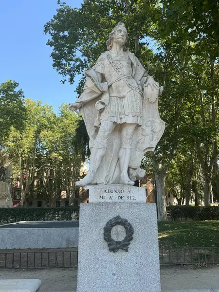 stock image MADRID, SPAIN - AUG 12: Statues of Spanish Monarchs at Plaza de Oriente in Madrid, Spain, as seen on Aug 12, 2024.