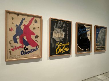 MADRID, SPAIN - 12 AUG: Madrid, İspanya 'daki Reina Sofia Müzesi' nde sergi, 12 Ağustos 2024.