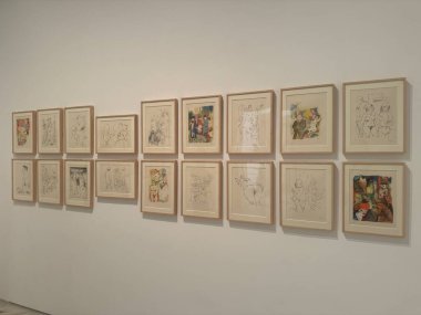 MADRID, SPAIN - 12 AUG: Madrid, İspanya 'daki Reina Sofia Müzesi' nde sergi, 12 Ağustos 2024.