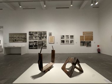 MADRID, SPAIN - 12 AUG: Madrid, İspanya 'daki Reina Sofia Müzesi' nde sergi, 12 Ağustos 2024.