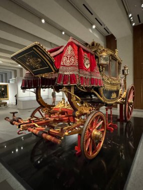 MADRID, SPAIN - 12 AUG: 12 Ağustos 2024 'te İspanya' nın Madrid kentindeki Kraliyet Koleksiyonları Galerisinde görüldüğü gibi.