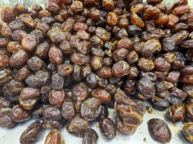 Arap pazarında tarihler