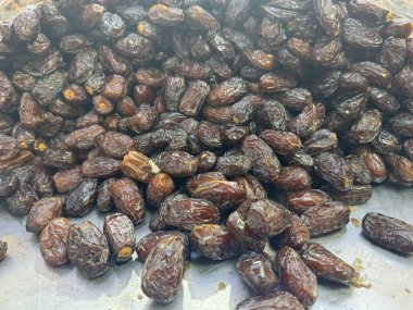 Arap pazarında tarihler