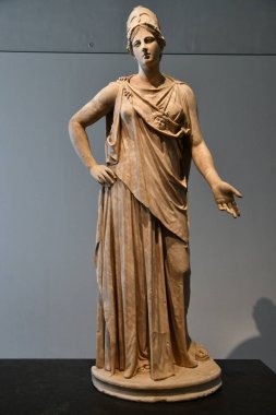 ABU DHABI, BAE - 1 Ocak 2024 'te Abu Dabi, BAE' deki Louvre Müzesinde sergi.