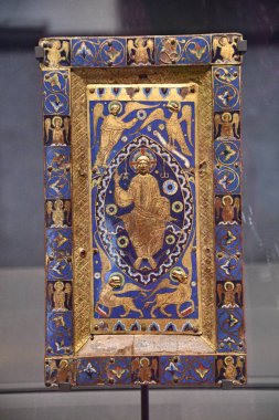 ABU DHABI, BAE - 1 Ocak 2024 'te Abu Dabi, BAE' deki Louvre Müzesinde sergi.