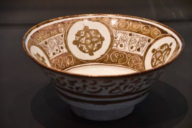 ABU DHABI, BAE - 1 Ocak 2024 'te Abu Dabi, BAE' deki Louvre Müzesinde sergi.