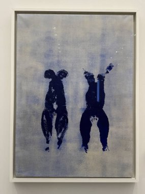 ABU DHABI, BAE - 1 Ocak 2024 'te Abu Dabi, BAE' deki Louvre Müzesinde sergi.