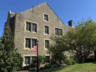 ITHACA, NY - SEP 1: ILR - 1 Eylül 2024 'te Ithaca, New York' taki Cornell Üniversitesi kampüsünde görülen Endüstriyel ve İşçi İlişkileri Okulu.