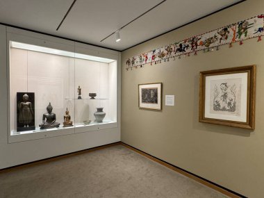 ITHACA, New York - 1. Sezon 1. Bölüm: Asya Sanat Koleksiyonu, New York, Ithaca 'daki Herbert F. Johnson Sanat Müzesi, 1..