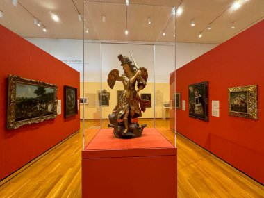 ITHACA, NY - SEP 1: Sep 1, 2024 'te Ithaca, New York' taki Herbert F. Johnson Sanat Müzesi 'nde bulunan İspanyol Amerikalarına Sanat, Kimlik ve İnanç.