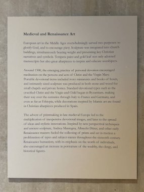 ITHACA, NY - 1. SEP: 1. Sezon 1. Bölüm 'de görüldüğü üzere New York, Ithaca' daki Herbert F. Johnson Sanat Müzesinde sergi.