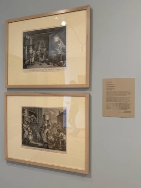 ITHACA, NY - 1. SEP: 1. Sezon 1. Bölüm 'de görüldüğü üzere New York, Ithaca' daki Herbert F. Johnson Sanat Müzesinde sergi.