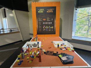 ITHACA, NY - 31 AUG: 31 Ağustos 2024 'te Ithaca, New York' taki Sciencenter 'da görülen sergi.