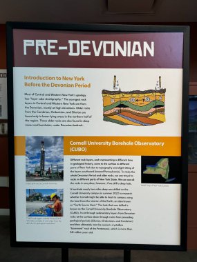 ITHACA, NY - 1. SEP: 1. Sep 2024 'te görüldüğü üzere Ithaca, New York' taki Dünya Müzesi 'nde sergi.