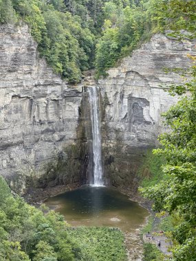 Ithaca, New York 'taki Taughannock Şelalesi