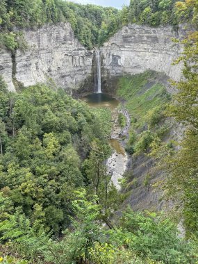 Ithaca, New York 'taki Taughannock Şelalesi
