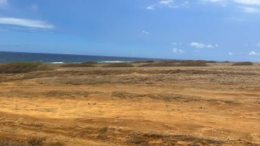 Hawaii 'deki Büyük Ada' da, Kau 'da Papakolea Yeşil Kum Kumsalı