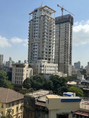 MUMBAI, INDIA - 22 Şubat 2024 'te Hindistan' ın Mumbai şehrinde inşaat halindeki binalar.