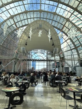 INDIANAPOLIS, In - 3 Aralık 2024 'te Indiana' daki Indianapolis Sanat Bahçesi.