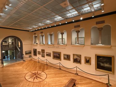 Springfield, Massachusetts 'teki Michele ve Donald DAmour Güzel Sanatlar Müzesi' nde sergi 3 Kasım 2024 'te görüldü..