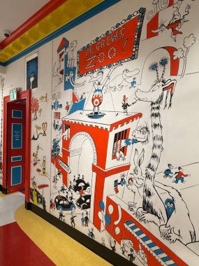 SPRINGFIELD MA - 3 Kasım 2024 'te Springfield, Massachusetts' teki The Amazing World of Dr Seuss Museum 'da görüldüğü gibi.