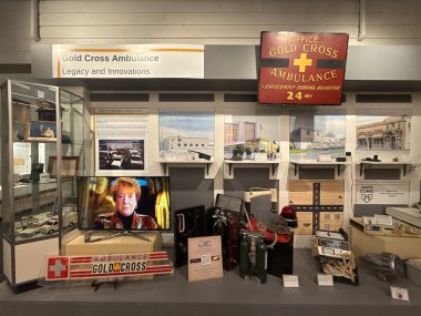 ROCHESTER, MN - 22 Nisan 2025 'te Rochester, Minnesota' daki Olmsted County Tarih Merkezi 'nde sergi.