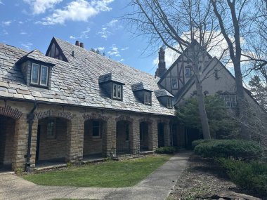 Rochester MN - 23 Nisan 2025 'te Rochester, Minnesota' daki Plummer House.