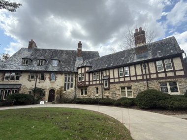 Rochester MN - 23 Nisan 2025 'te Rochester, Minnesota' daki Plummer House.