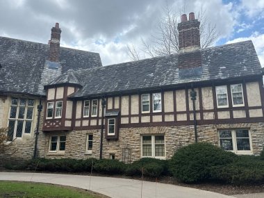 Rochester MN - 23 Nisan 2025 'te Rochester, Minnesota' daki Plummer House.